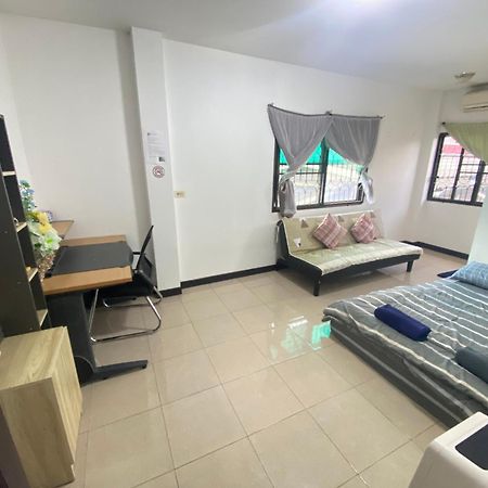 โฮม์อินเชียงใหม่ Apartment Екстериор снимка